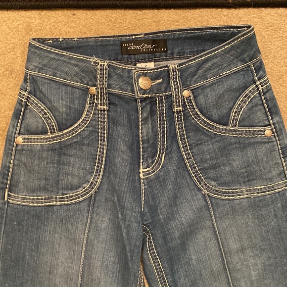 Cache Contour Collection Jean - Picture 2 of 5